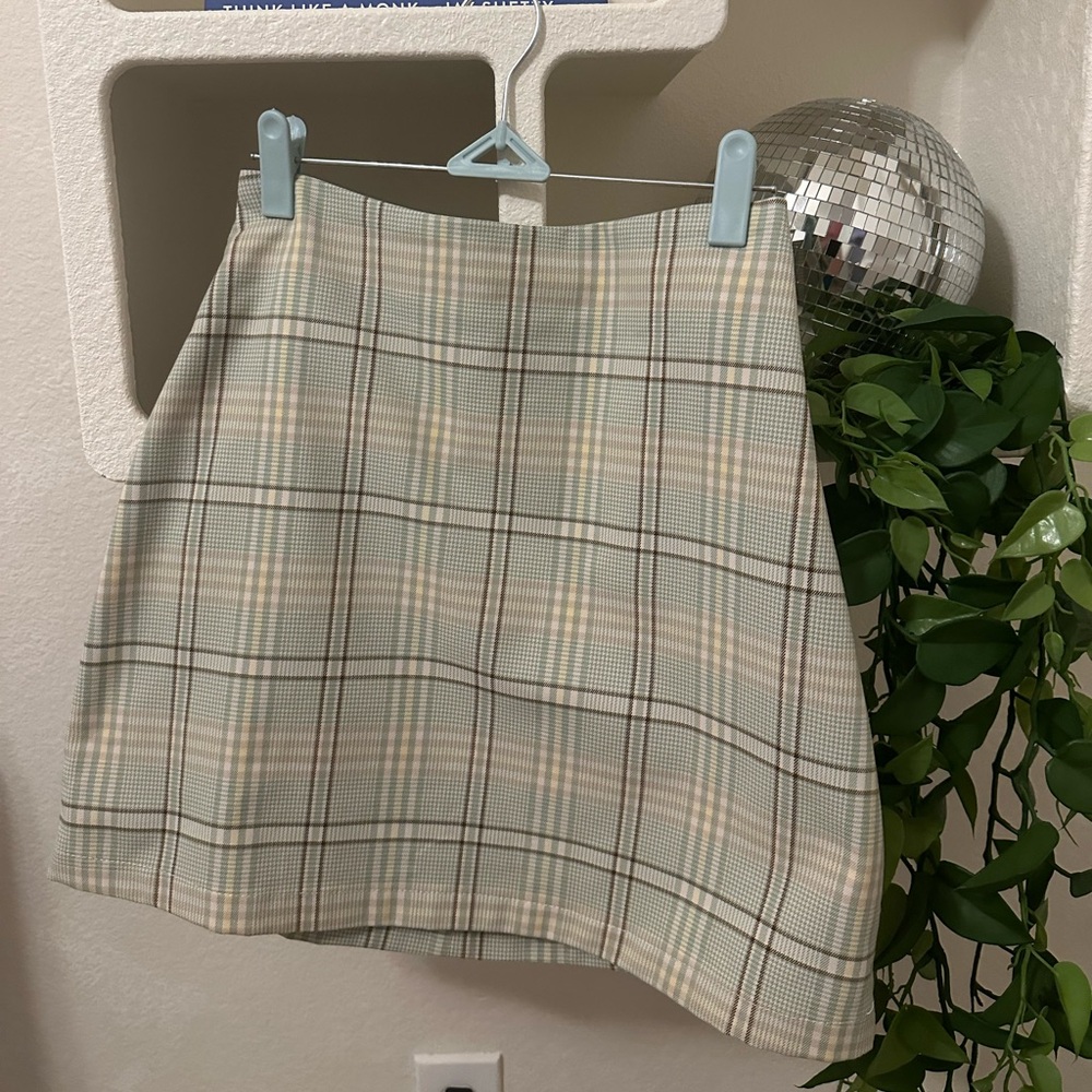 Plaid green skirt small monki